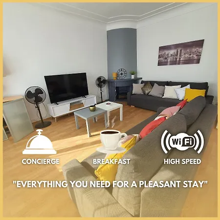 Appartement Sejour A 20 Minutes De L'espagne Avec Petit-dejeuner A La Demande A Les Lumineuses Du Palais Des Rois De Majorque *